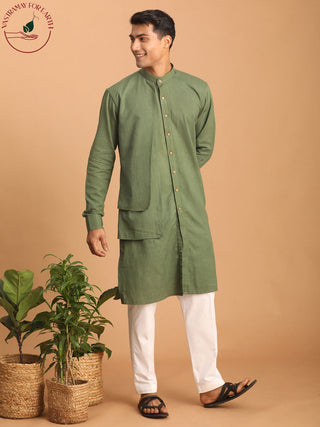 VASTRAMAY Men's Green Cotton Cool Dyable Kurta with white Pant Set