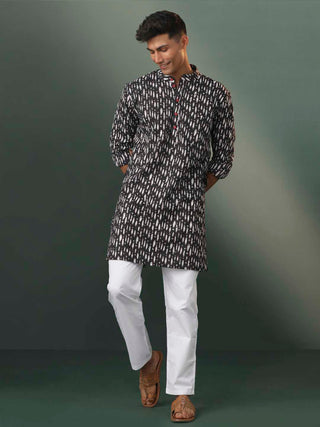 SHVAAS By VASTRAMAY Men's Black Thread Work Printed Cotton Kurta Pyjama Set
