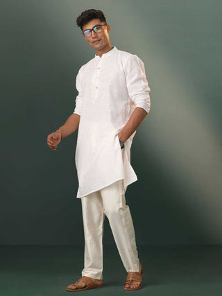 VASTRAMAY Men's White Jacquard Cotton Kurta Pyjama Set