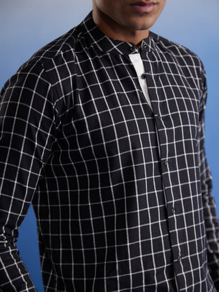 VASTRAMAY Men's Black Checked Cotton Shirt