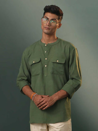 SHVAAS By VASTRAMAY Men's Green Cotton Cool Short Kurta
