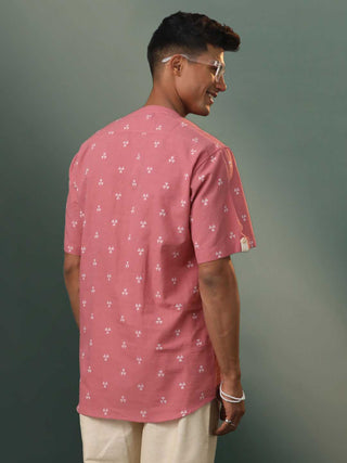 SHVAAS By VASTRAMAY Men's Pink Cotton Jacquard Short Kurta