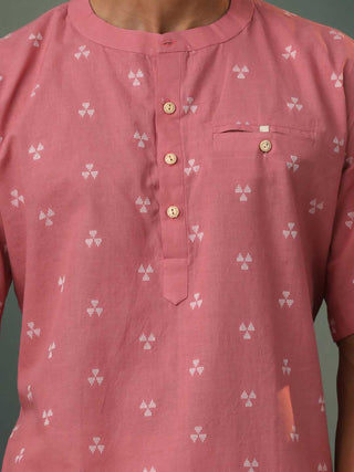 SHVAAS By VASTRAMAY Men's Pink Cotton Jacquard Short Kurta