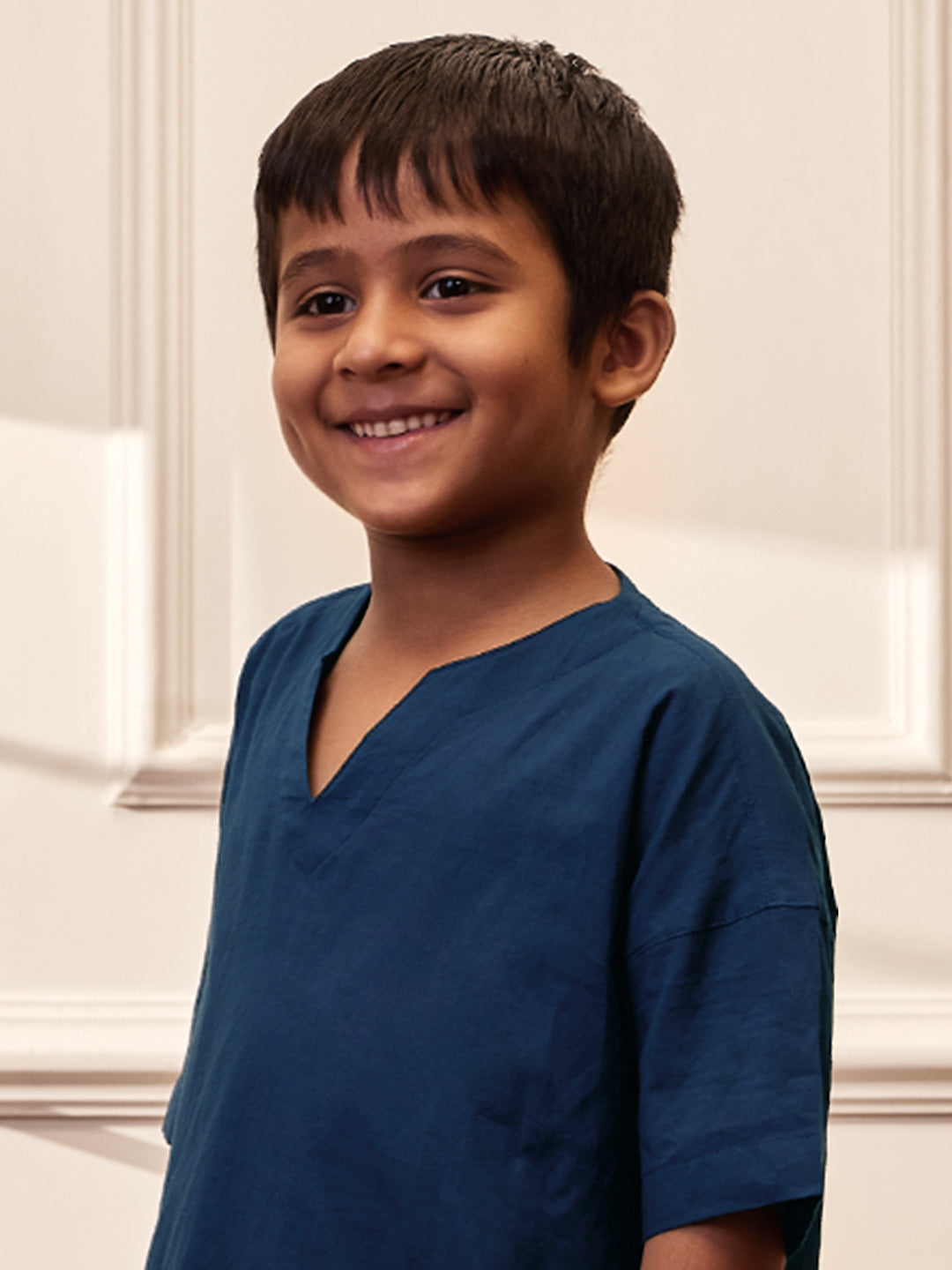 Boy's Navy Blue Solid Cotton Yoga Kurta Set With Cargo Pants