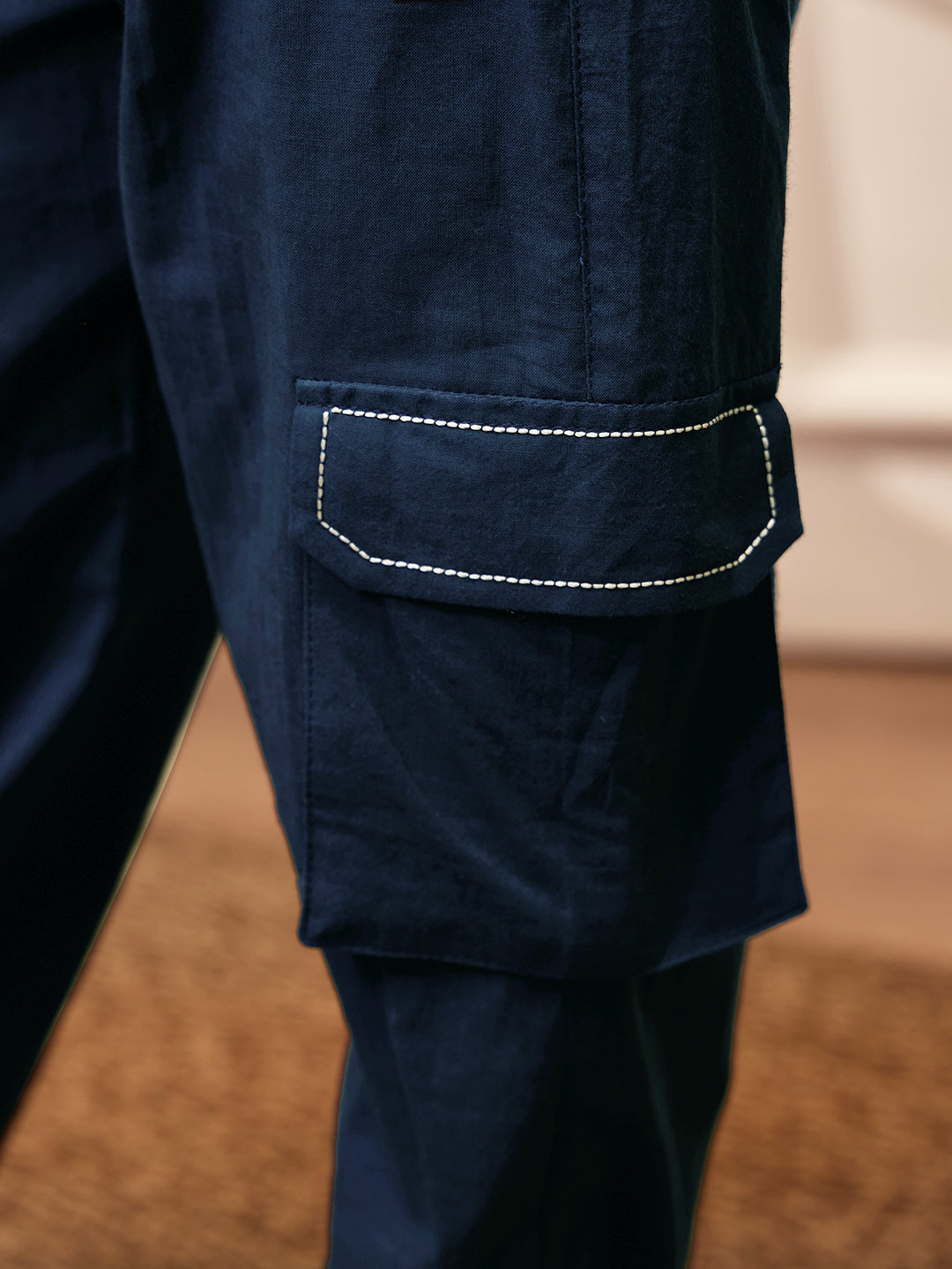 Boy's Navy Blue Solid Cotton Yoga Kurta Set With Cargo Pants