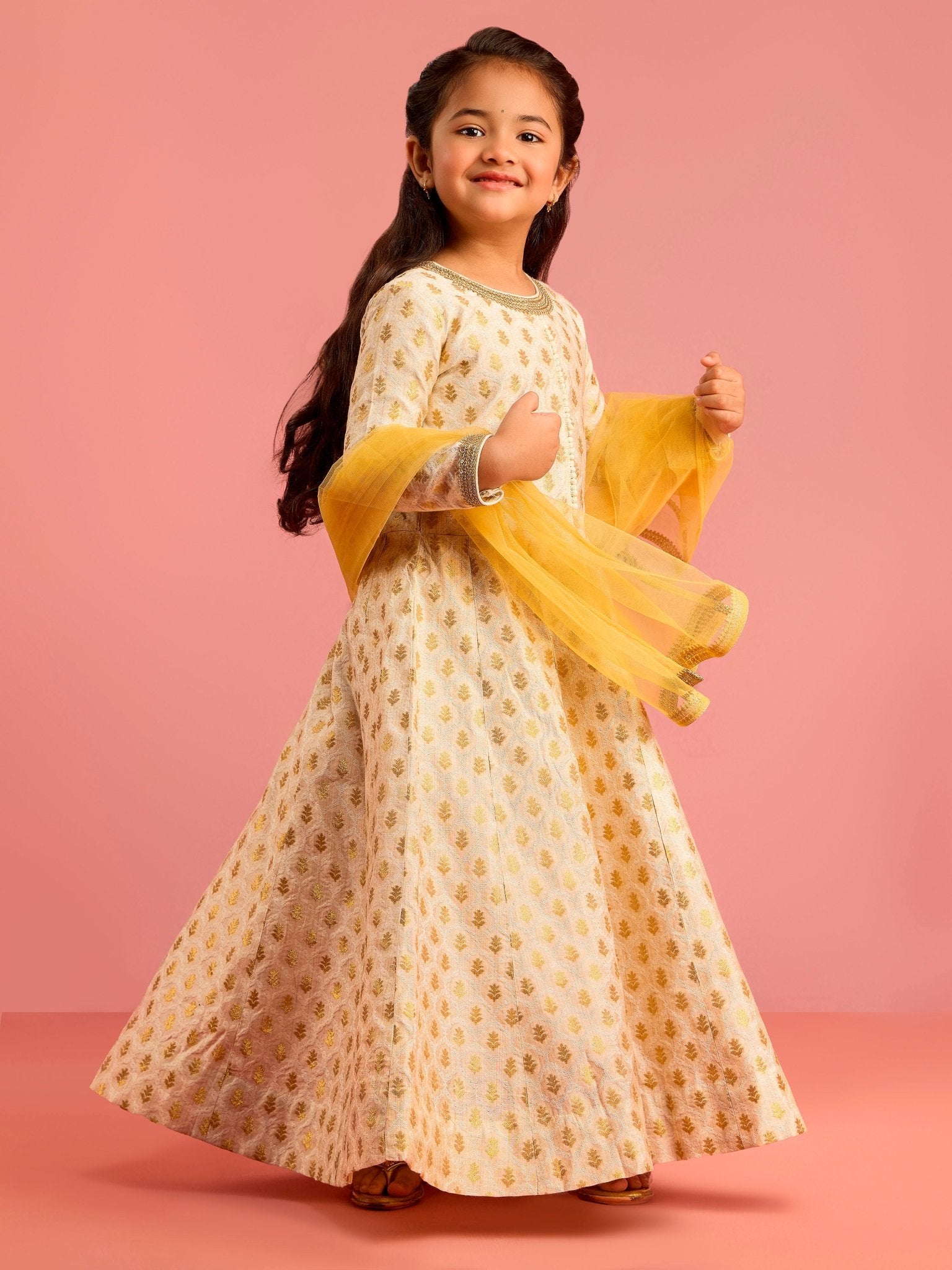 ethnic wear for girls