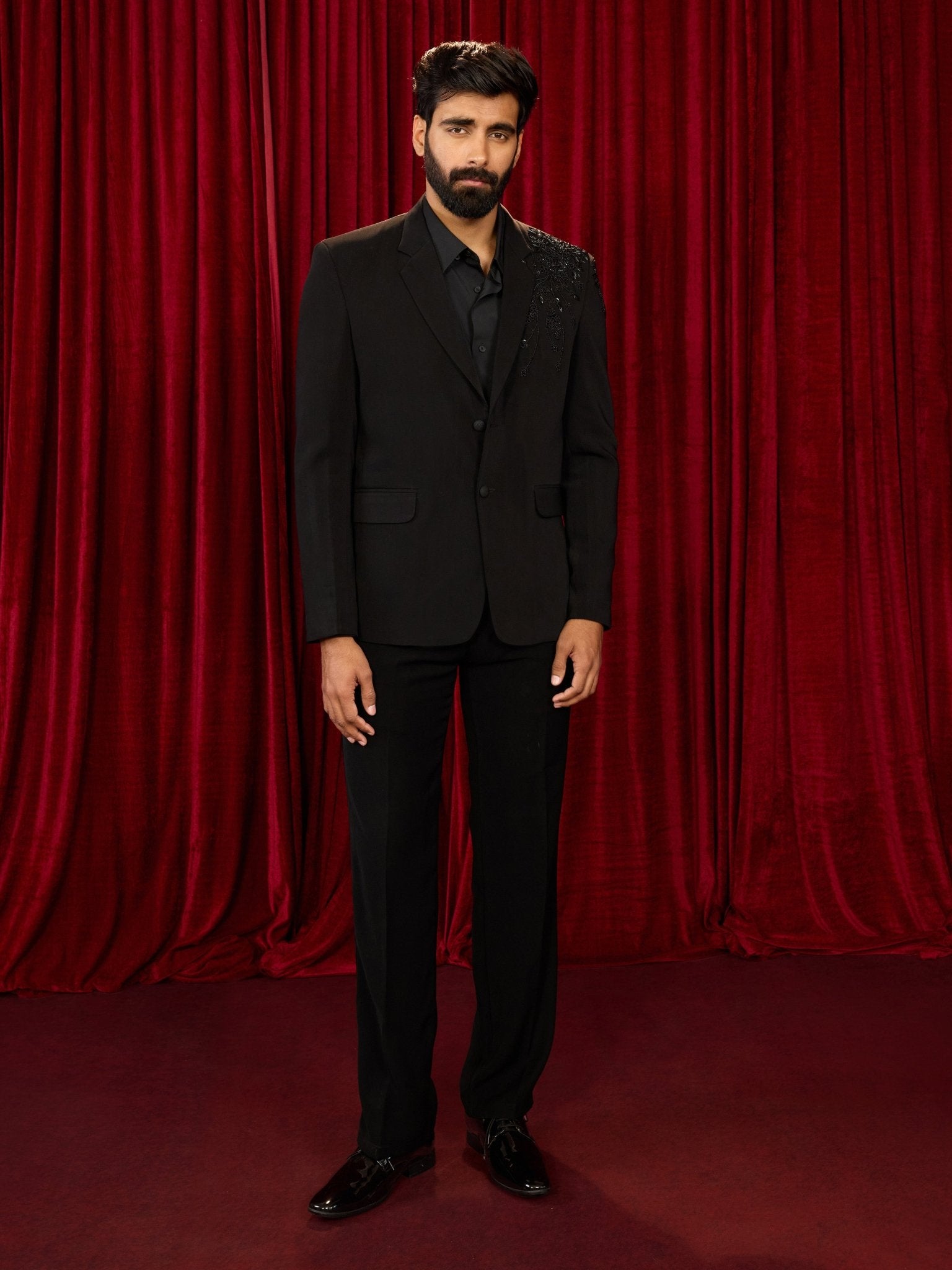 men’s blazer and straight pant set