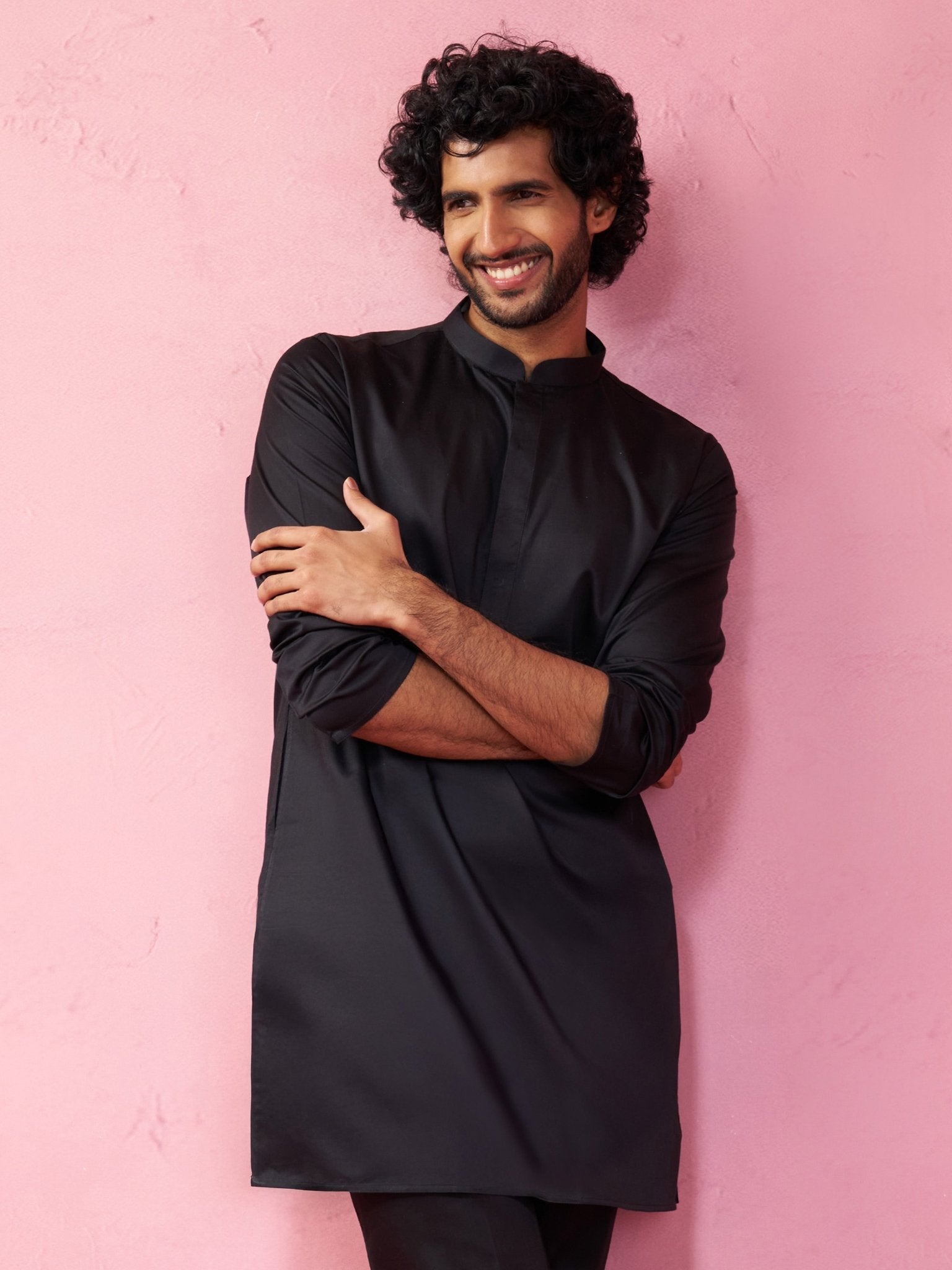 vastramayMen's Black Fine Satin Kurta