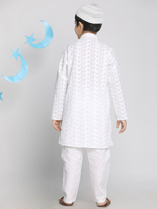 VASTRAMAY White Pure Cotton Chikankari Kurta Pyjama Baap Beta Set