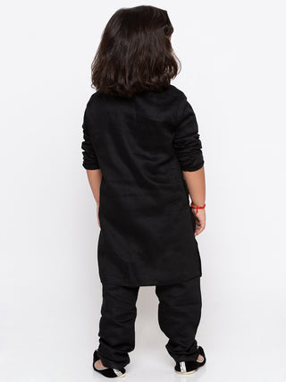 Vastramay Boy's Black Solid Kurta with Pyjama Set