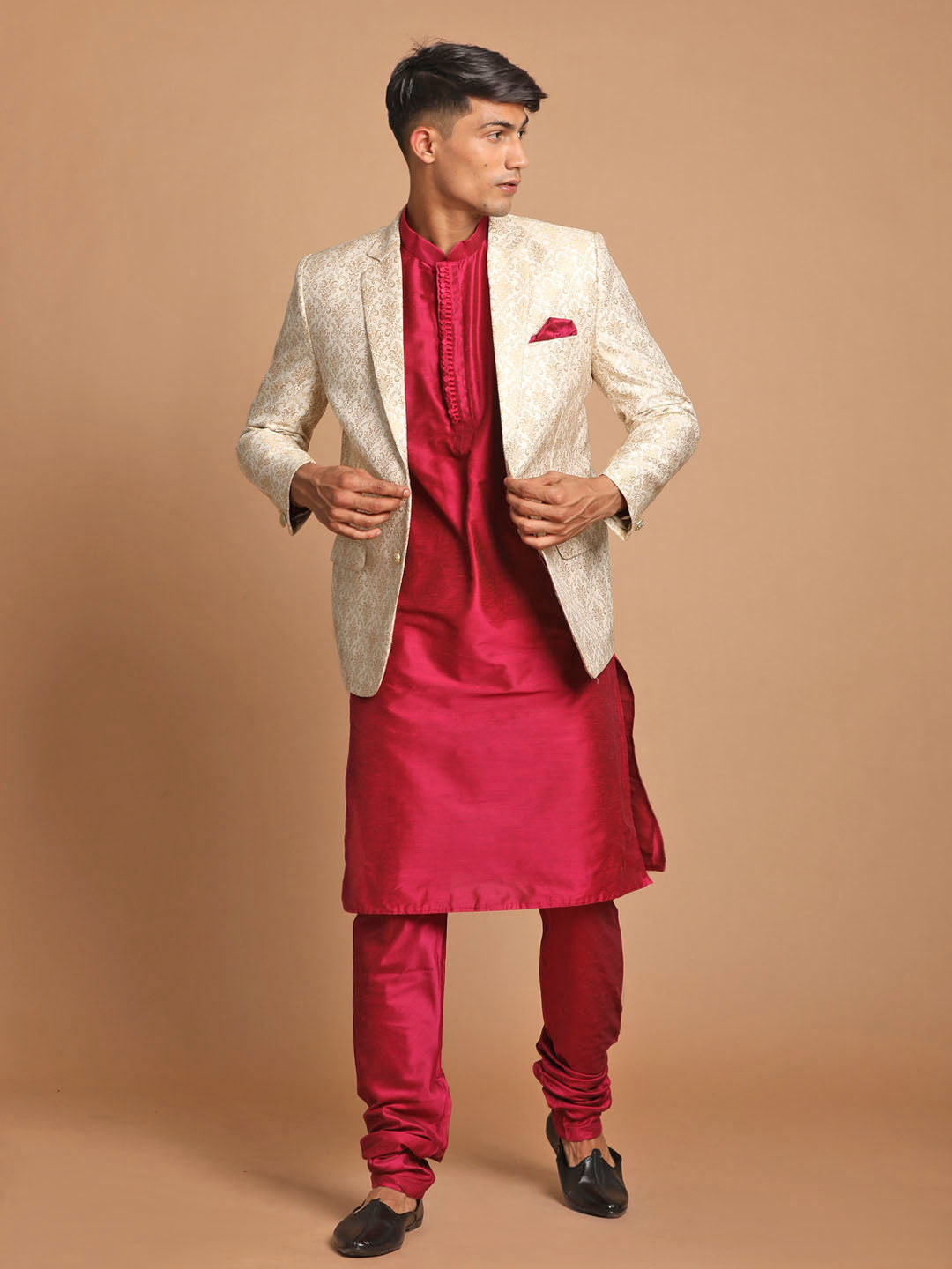 Men's Fuchsia & Gold Solid Kurta With Churidar & Woven Blazer
