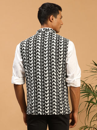 VASTRAMAY Men Black Chikankari Embroidered Pure Cotton Nehru Jacket