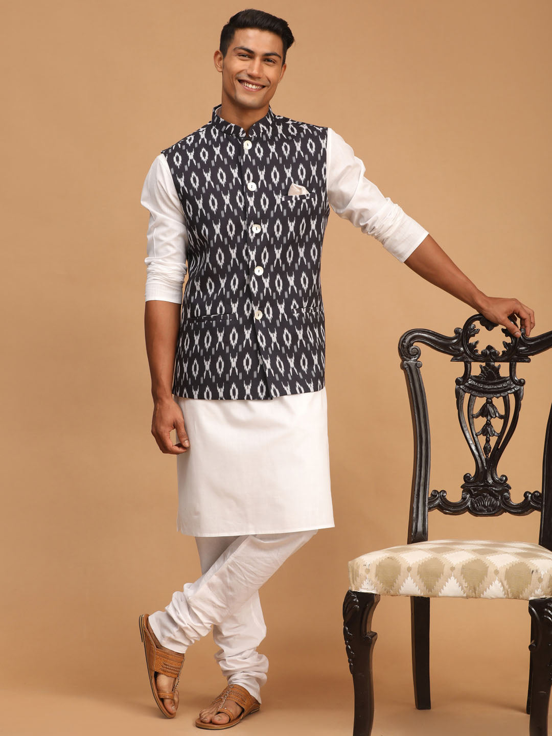 Cotton White and Blue Hartmann Floral Printed Nehru Jacket, Size: S-xxl at  Rs 535/piece in Amritsar