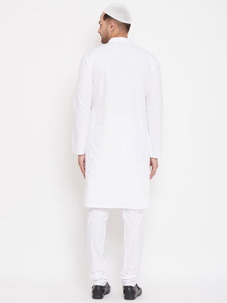VASTRAMAY Men's White Cotton Blend Kurta Pyjama Set With A Prayer Cap