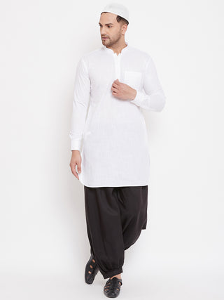 VM BY VASTRAMAY Men's White And Black Cotton Linen Blend Pathani Kurta Set