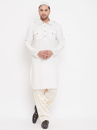 VM By VASTRAMAY Men's Cream And White Cotton Blend Pathani Kurta Set With Prayer Cap