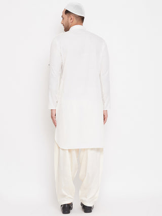 VM By VASTRAMAY Men's Cream And White Cotton Blend Pathani Kurta Set With Prayer Cap