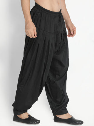 VASTRAMAY Men's Black Cotton Blend Patiala Pyjama