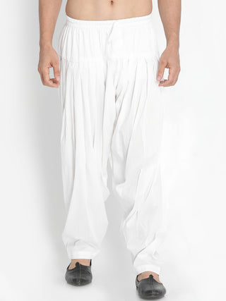 VASTRAMAY Men's White Cotton Blend Patiala Pyjama