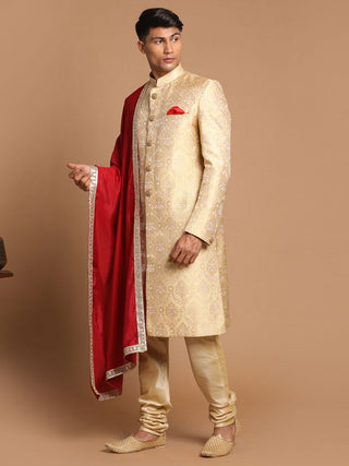 VASTRAMAY Men's Golden Brocade Slim Fit Sherwani Set With Maroon Dupatta