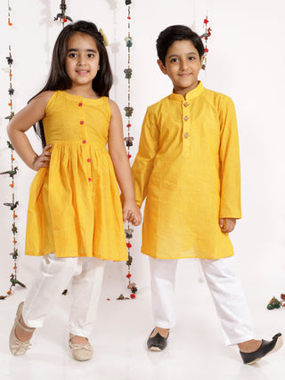 Vastramay Yellow Handloom Cotton Striped Siblings Set
