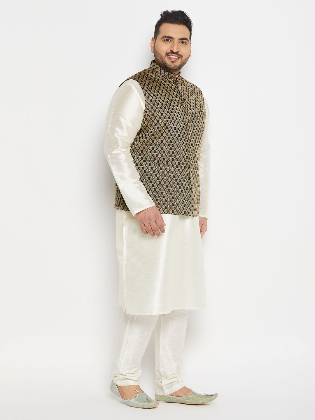 Men's Plus Size  Black Ethnic Jacket With Cream Silk Blend Kurta And Pant Style Pyjama Set