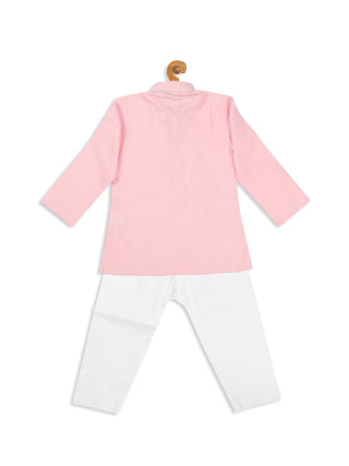 VASTRAMAY SISHU Boy's Pink solid Kurta With White Pyjama Set