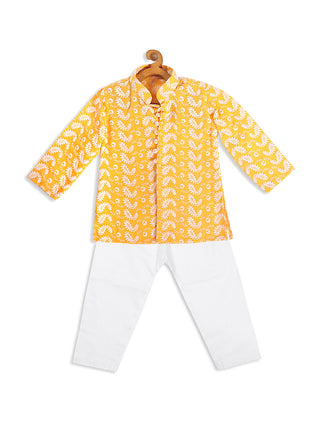 VASTRAMAY SISHU Boy's Orange Floral Chikankari Pure Cotton Kurta With White Pyjama Set