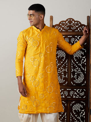 Vastramay Men's Yellow Embroidered Kurta