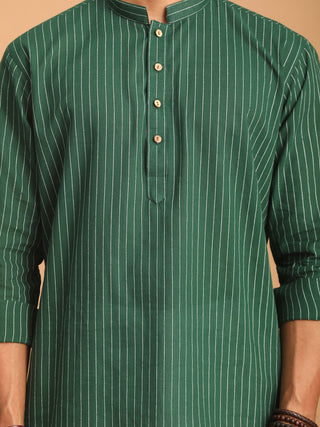 SHVAAS By VASTRAMAY Men's Green Striped Cotton Short Kurta