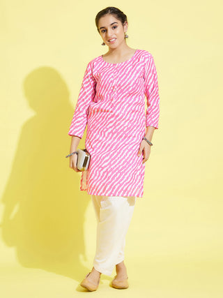 YUVA BY VSATRAMAY Girls' Pink Printed Kurta & Cream Patiala Set