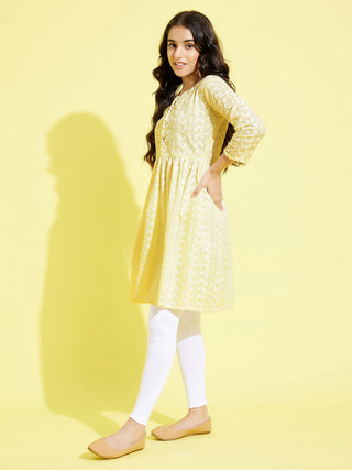 YUVA BY VASTRAMAY Girls' Yellow Pure Cotton Chikankari kurta With Leggings Set