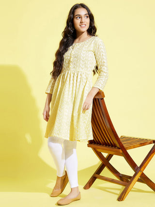 VASTRAMAY Girls' Yellow Pure Cotton Chikankari kurta With Leggings Set