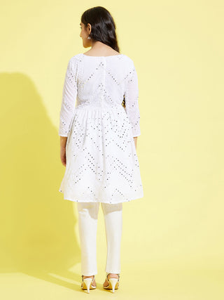 YUVA BY VASTRAMAY Girl's White  Mirror Kurta Pyjama Set